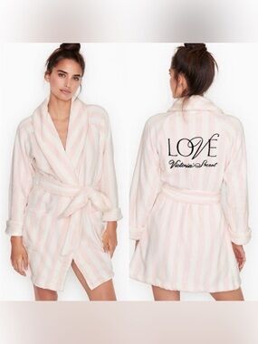 VICTORIA’S SECRET PINK Angel Pastel Pink White Stripe LOVE Plush Iconic Robe XS